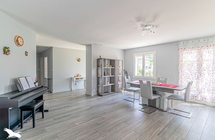 Vente maison 5 pièces 131 m² Pessac (33600) — photo 3