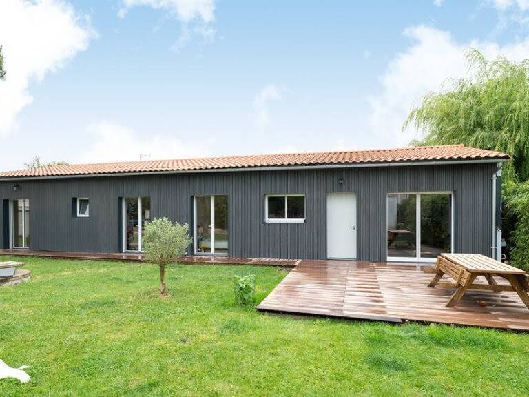 Contemporaine de 6 pièces principales — photo 1