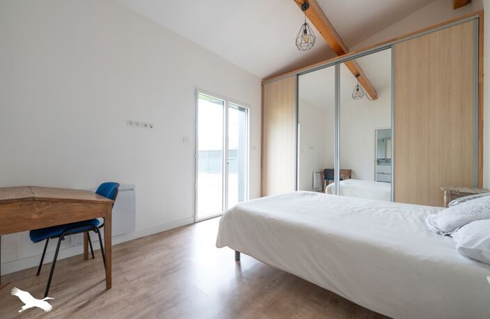 Contemporaine de 6 pièces principales — photo 4