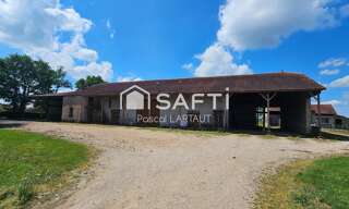 Immeuble  400 m² à vendre à Tronchy (71440)