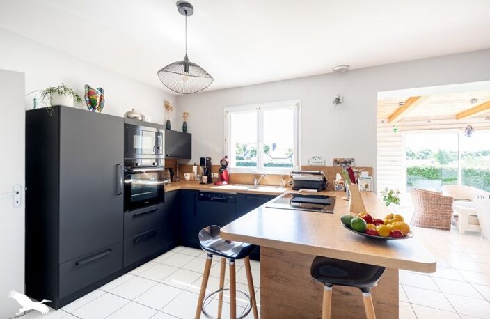 Contemporaine de 6 pièces principales — photo 2