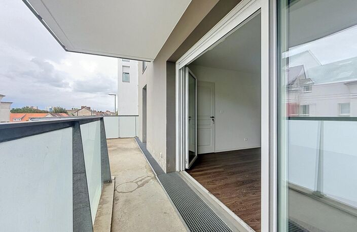Quartier St Jacque T3 avec terrasse et un garage — photo 4