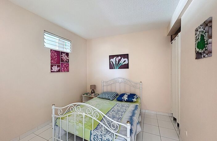 SAINTE-ANNE : Immeuble de rapport idéalement situé avec Fort potentiel locatif — photo 2