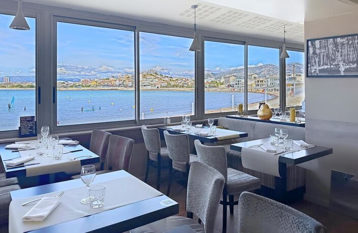 Restaurant 8eme Arr, vue mer et rade de Marseille — photo 3