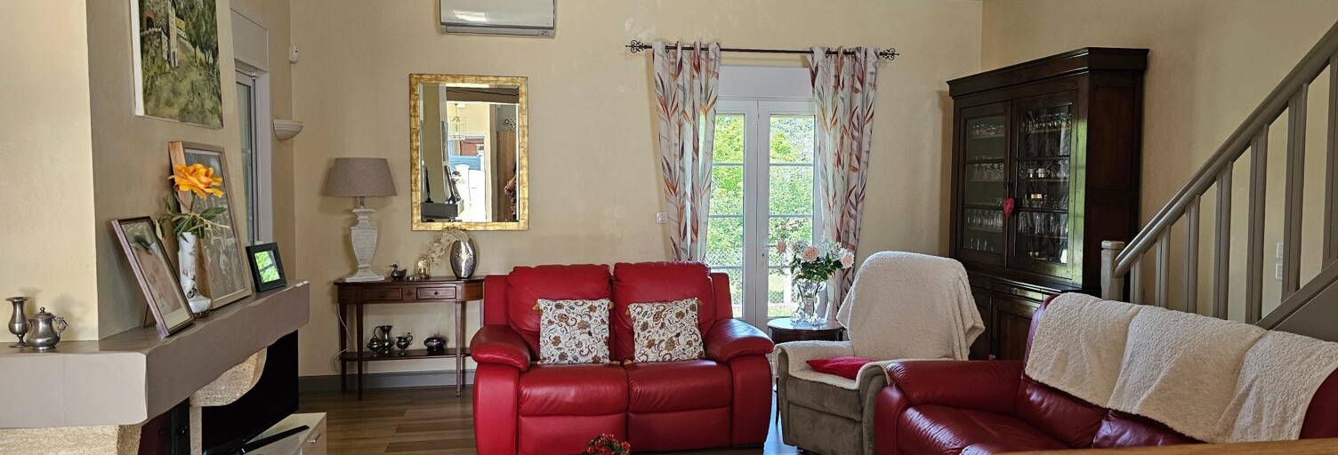 Maison 6 Pièces 154 m² à vendre à Puymoyen (16400)