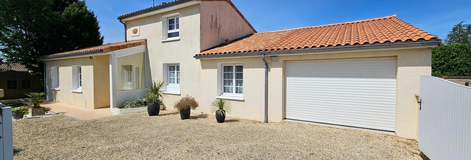 Maison 6 Pièces 154 m² à vendre à Puymoyen (16400)
