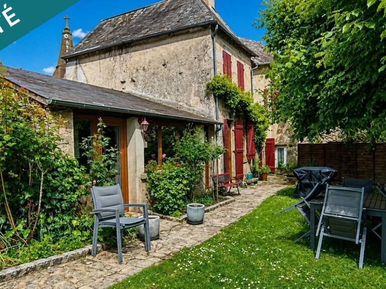 Maison + dépandances — photo 1