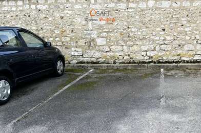 Garage  9700 €