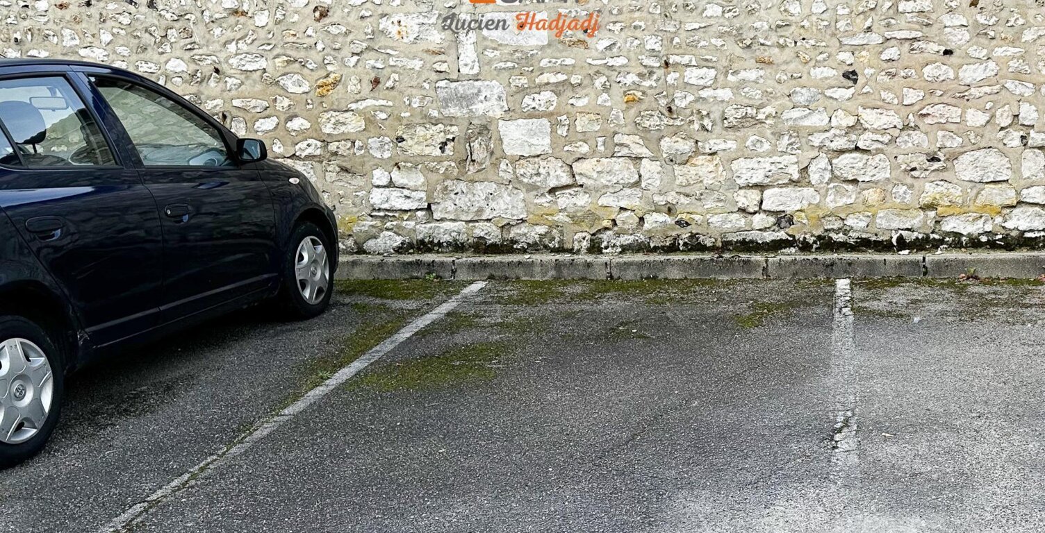 Place de parking — photo 1