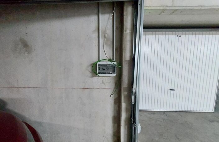 Garage sécurisé dans résidence récente — photo 4