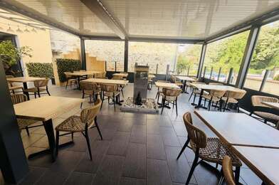 Immeuble  270810 €