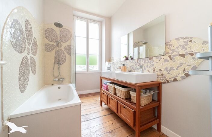 Vente maison 5 pièces 184 m² Blaye (33390) — photo 4