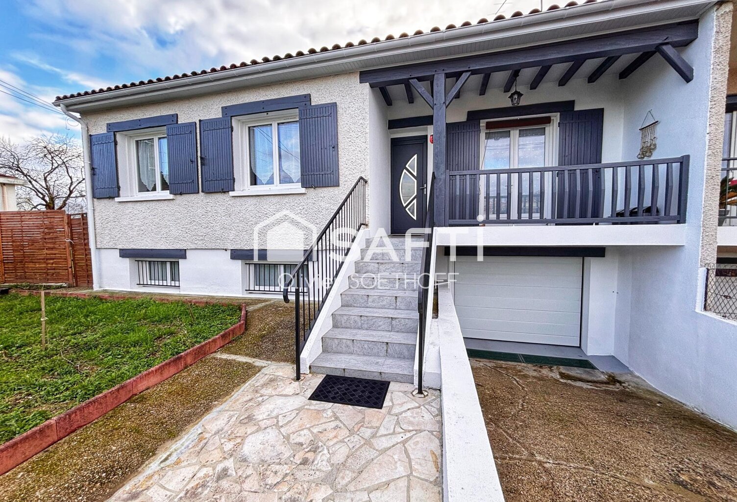 Maison clé en main  93 m² habitables avec sous-sol total et aucun travaux à prévoir ! Dans un quartier recherché, à deux pas du collège, découvrez cette maison lumineuse, parfaitement entretenue, offrant confort, fonctionnalité et tranquillité. Un bien rare où il ne vous reste plus qu'à poser vos valises ! — photo 1