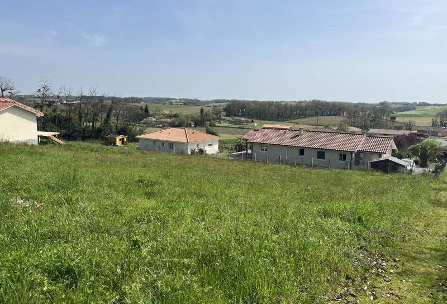 Terrain à bâtir de 0 pièces principales — photo 1