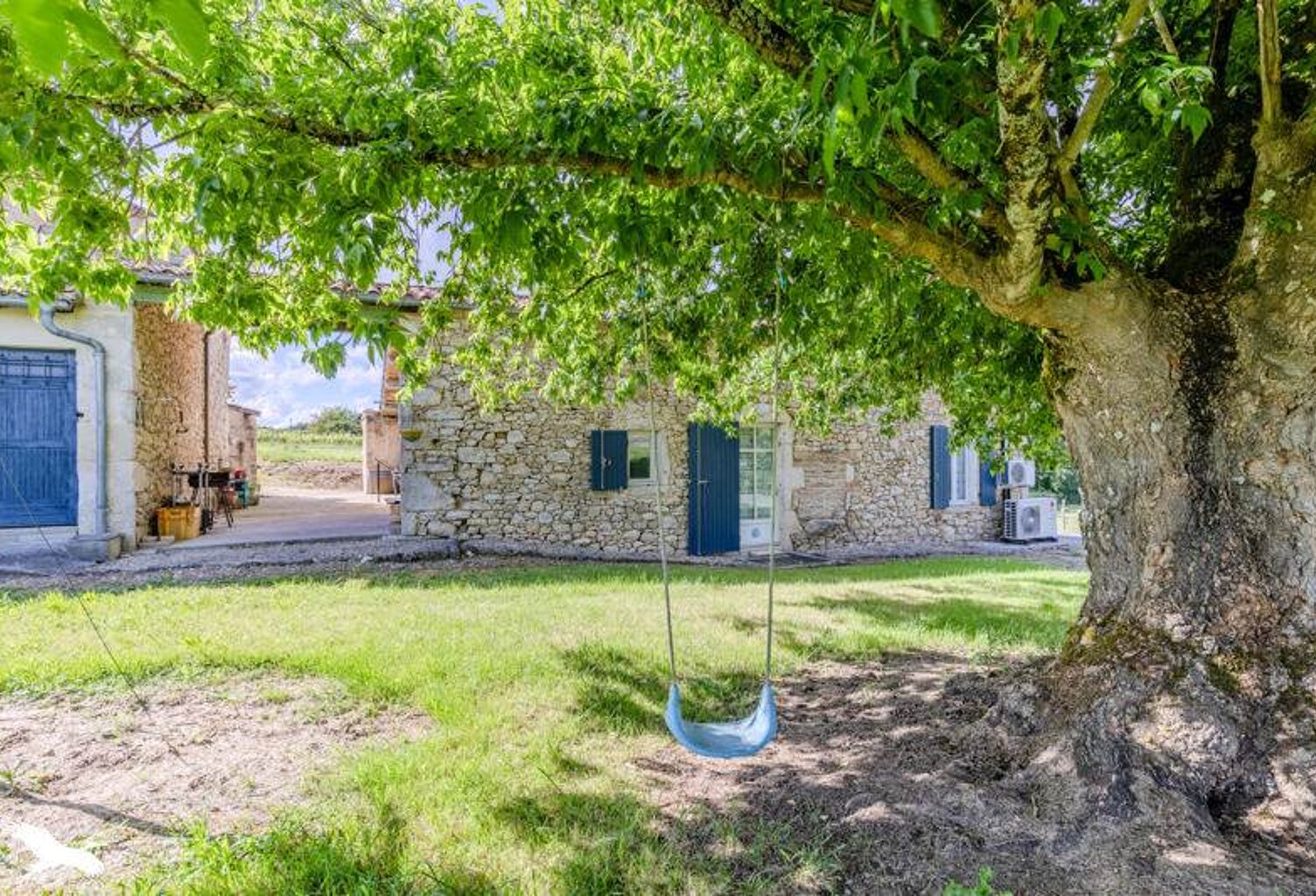 Vente maison 4 pièces 99 m² Caumont (33540) — photo 1
