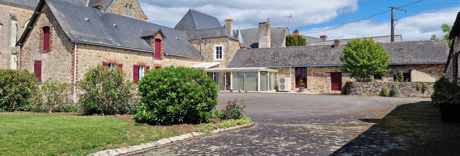 Maison 3 Pièces 132 m² à vendre à Segré-en-Anjou Bleu (49500)