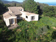 BIEN RARE, MAISON FAÇON HACIENDA ENTIÈREMENT À RÉNOVER AVEC — photo 2