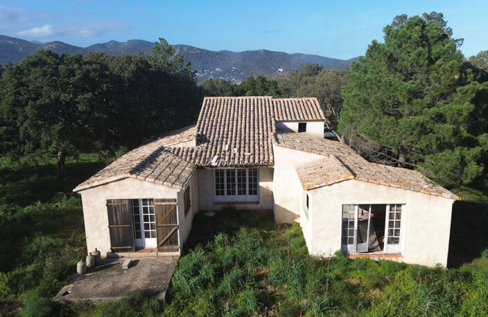 BIEN RARE, MAISON FAÇON HACIENDA ENTIÈREMENT À RÉNOVER AVEC — photo 4