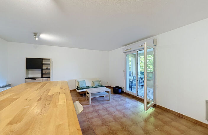 Appartement meublé avec terrasse - Résidence avec piscine et — photo 4