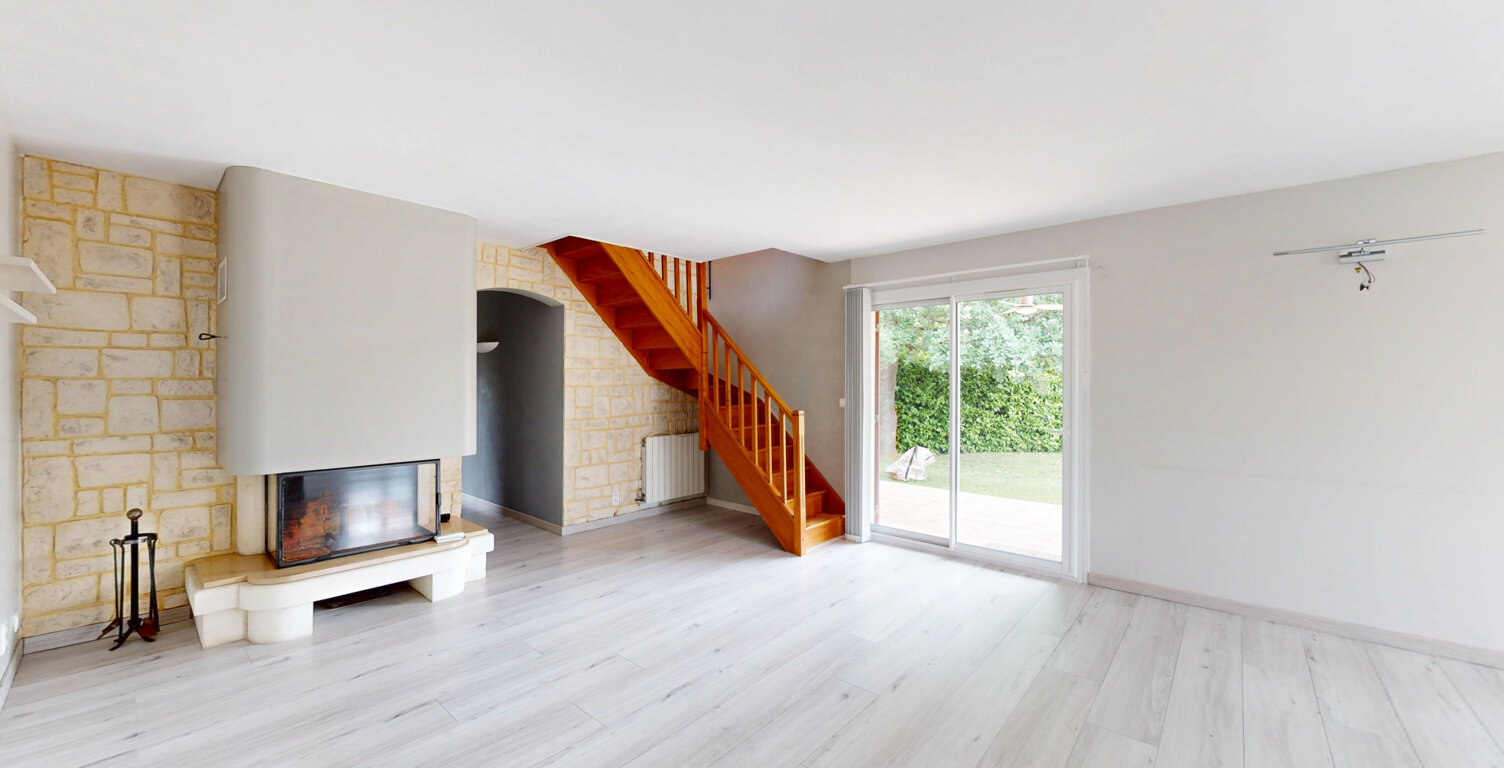 Maison T5/6 de 126 m2 sur parcelle arborée avec piscine — photo 1
