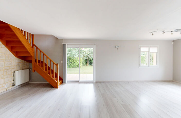 Maison T5/6 de 126 m2 sur parcelle arborée avec piscine — photo 3