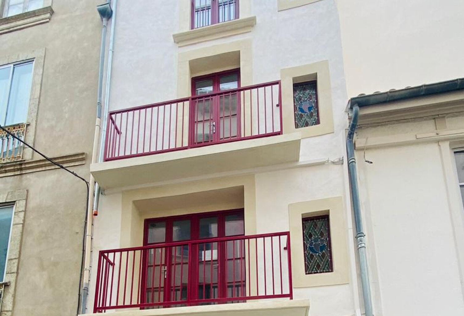 Béziers centre historique proche des halles un immeuble de r — photo 1