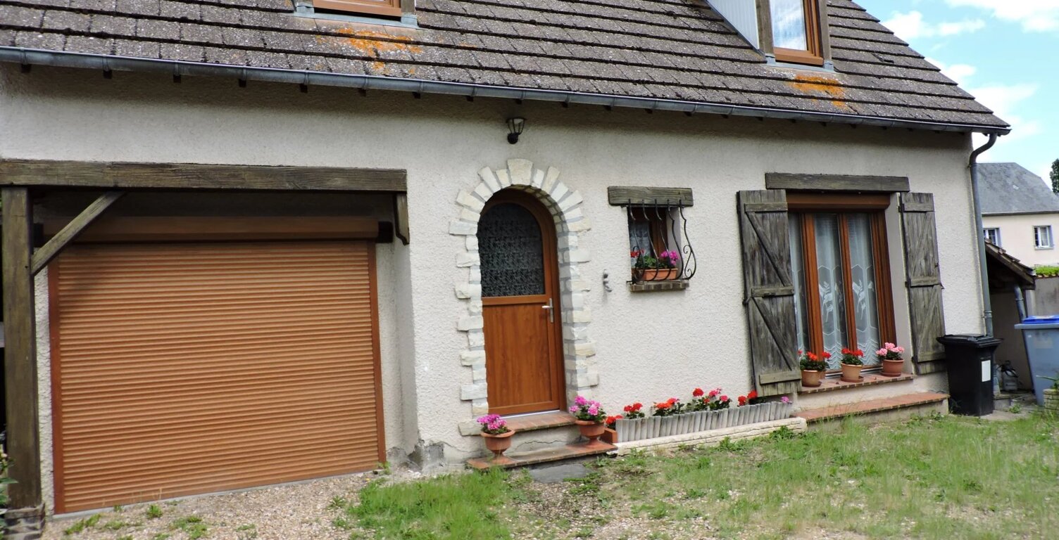 Maison familiale à Pierres, 3 chambres, 115 m² — photo 1