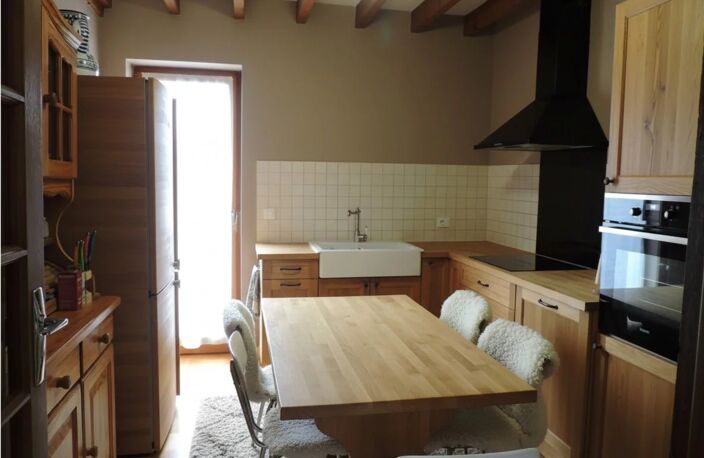 Maison familiale à Pierres, 3 chambres, 115 m² — photo 5