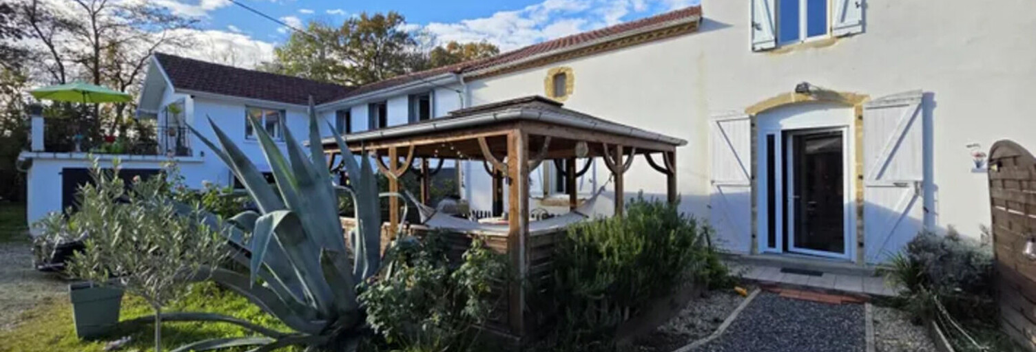 Maison 12 Pièces 353 m² à vendre à Barbachen (65140)