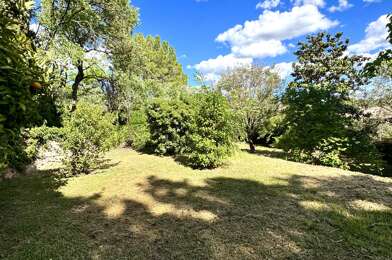 Terrain  185000 €