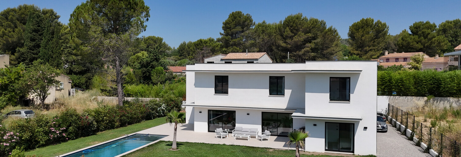 Maison 7 Pièces 210 m² à vendre à Ventabren (13122)