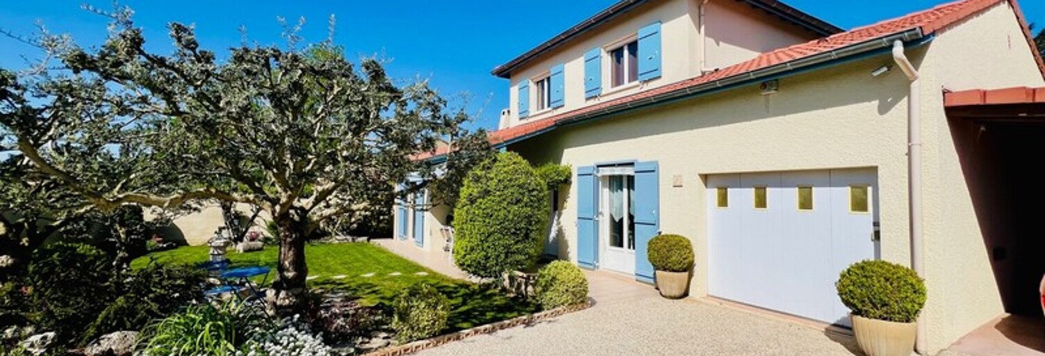 Maison 7 Pièces 131 m² à vendre à Montélier (26120)