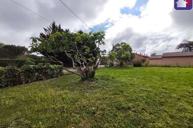 Terrain  79000 €