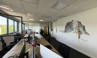 Bureau  293 m² à louer à Limonest (69760)