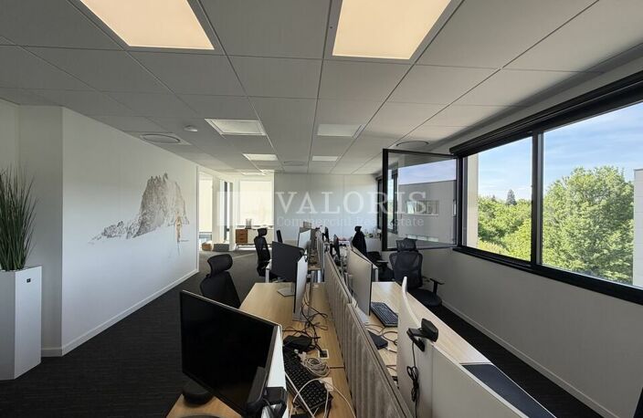 BUREAUX à LOUER — photo 5