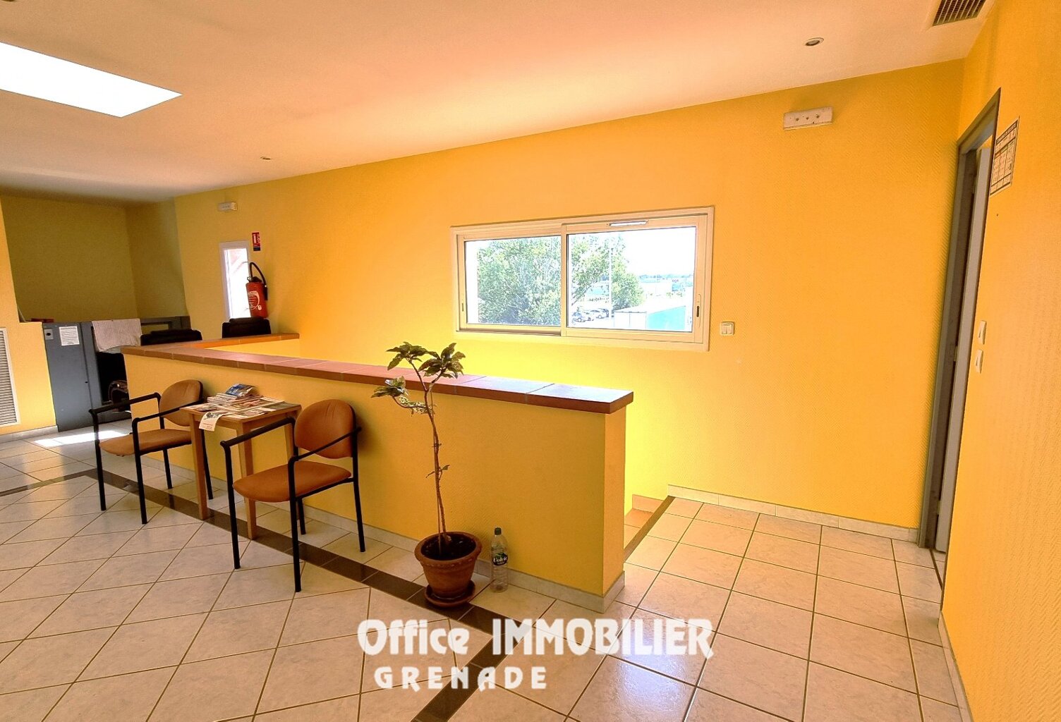 Bureau — photo 1