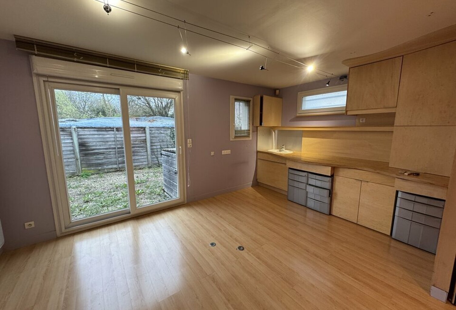 à VENDRE — photo 1