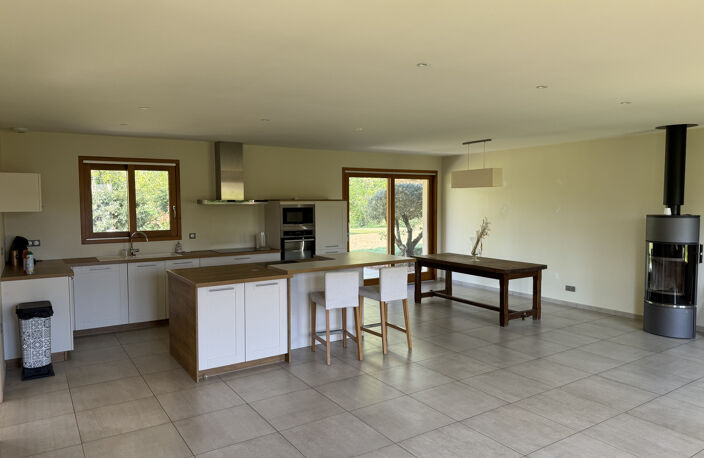 Maison contemporaine avec piscine — photo 3