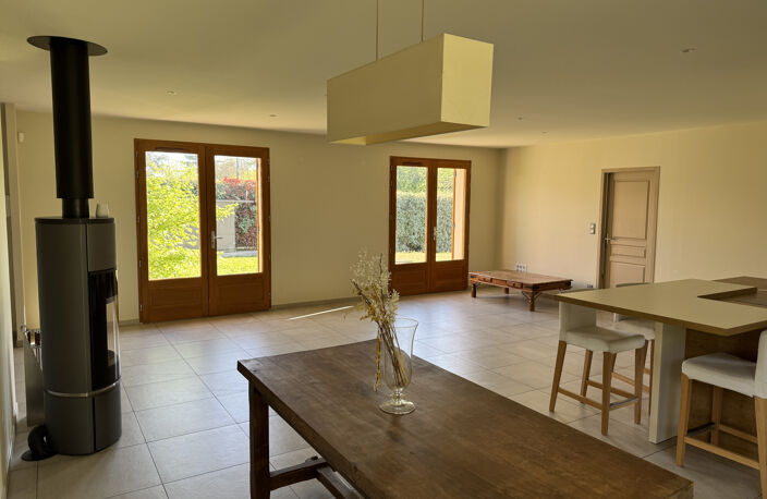 Maison contemporaine avec piscine — photo 4