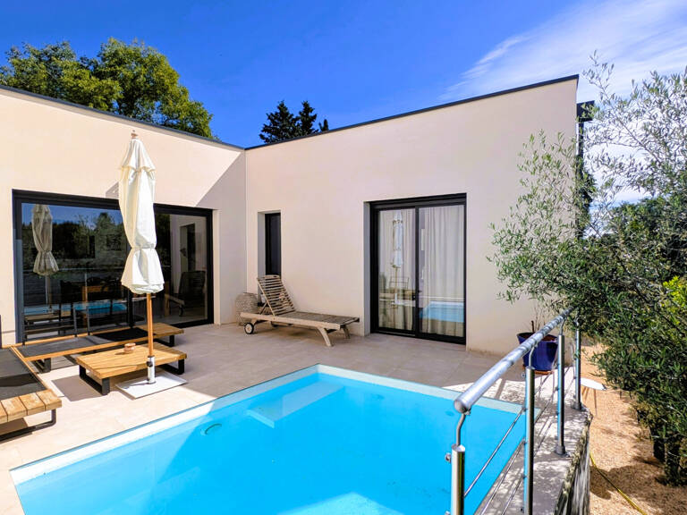 Villa contemporaine récente, secteur chemin des Limites / Tour Magne — photo 1