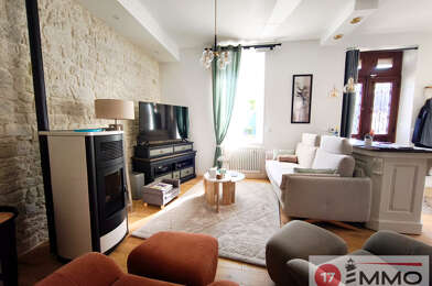 Maison 8 pièces 867260 €