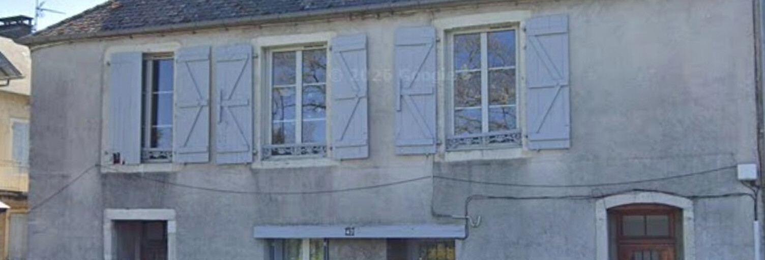 Immeuble  145 m² à vendre à Morlaàs (64160)