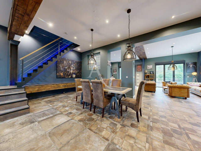 LOFT 190m² — photo du bien