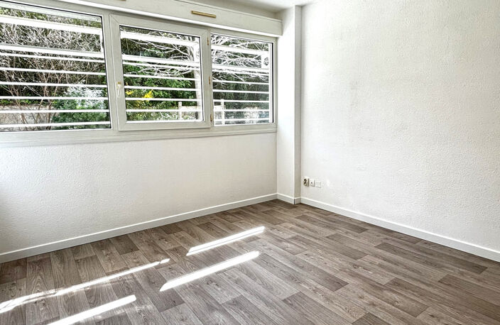 LOCATION STUDIO MEUBLÉ MONTPELLIER ARCEAUX — photo 3