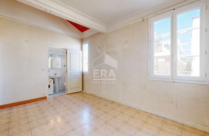 NICE - PARC IMPÉRIAL : 2 PIÈCES D'ANGLE AVEC BALCON AU CALME — photo 5