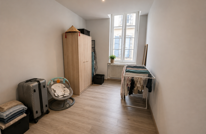AGEN - APPARTEMENT T3 lumineux en hyper centre avec vue sur les Cornières — photo 5