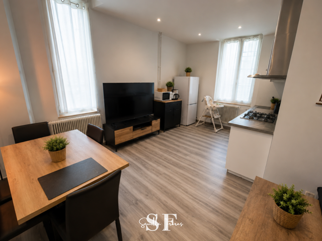 AGEN - APPARTEMENT T3 lumineux en hyper centre avec vue sur les Cornières — photo du bien
