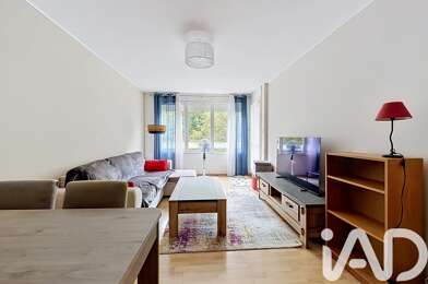 Appartement 2 pièces 915 €