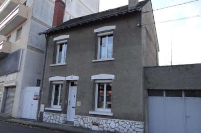 Maison 5 pièces 820 €