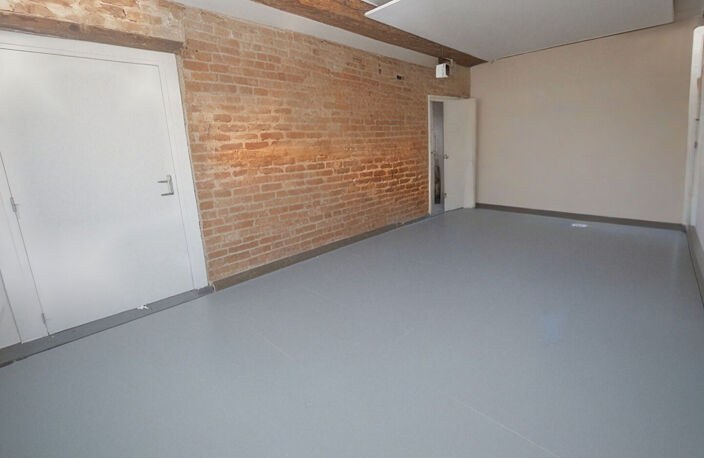 AJACCIO CENTRE-VILLE ? LOCAL PROFESSIONNEL / APPARTEMENT 103 m² ? ASCENSEUR — photo 5